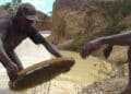 Governo cria programa para incentivar garimpo e mineração
