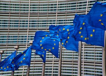 Países da UE aprovam mecanismo que libera fundo de recuperação