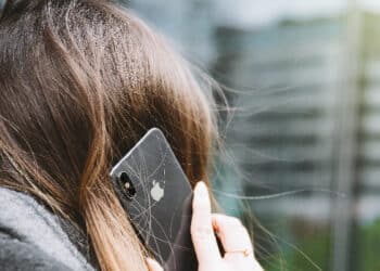 Empresa de call center oferece MIL vagas de emprego em processo seletivo!