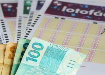 Sorteio da Lotofácil muda a vida de apostadores: R$ 403 mil em jogo!