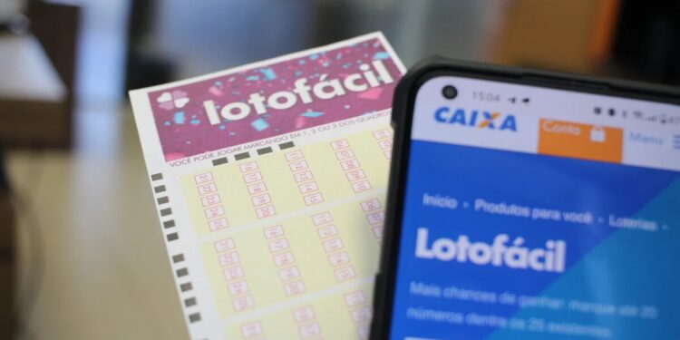 A Loteria MAIS Popular do Brasil: Lotofácil; quais as chances e como apostar