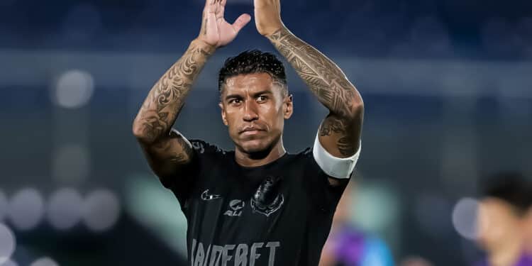 Paulinho se Despede do Corinthians em Último Jogo Emocionante!