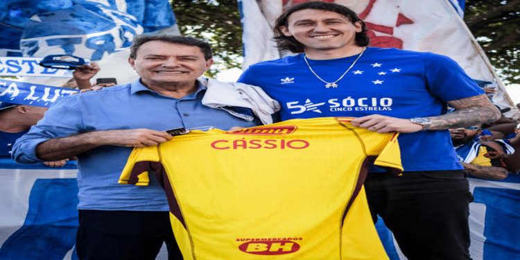 Cruzeiro anuncia contratação de Cássio, que passa ter o maior salário do elenco! Confira os valores
