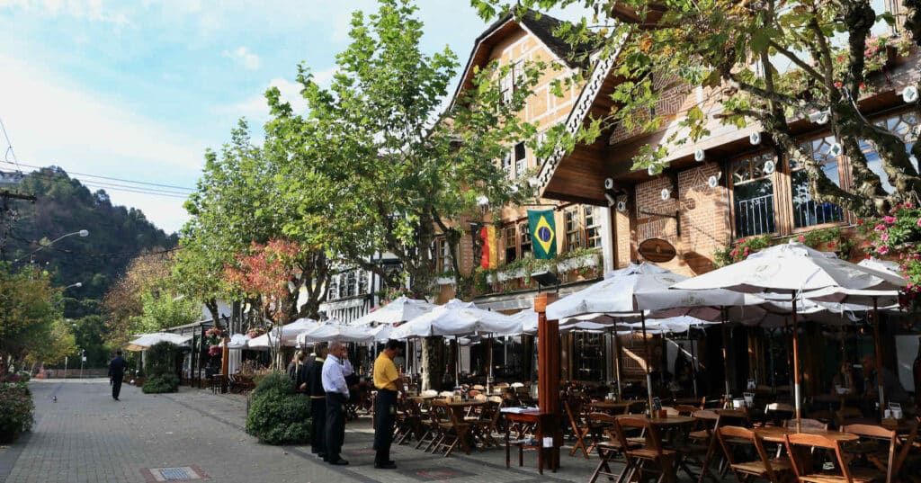 Melhores destinos para visitar durante este feriado prolongado!