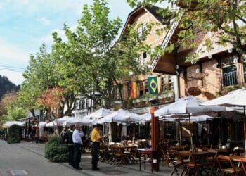 Melhores destinos para visitar durante este feriado prolongado!