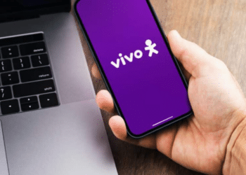 Operadora de celular libera empréstimo de até R$ 50 mil para pagar em 3 anos