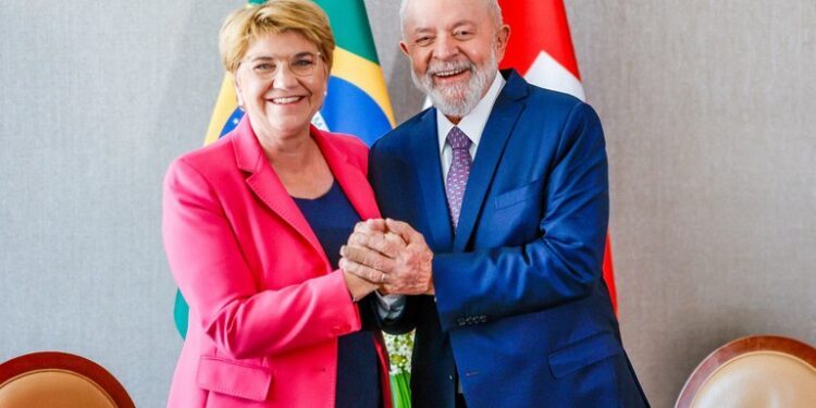 Lula minimiza pressão sobre Haddad e diz apostar em responsabilidade fiscal