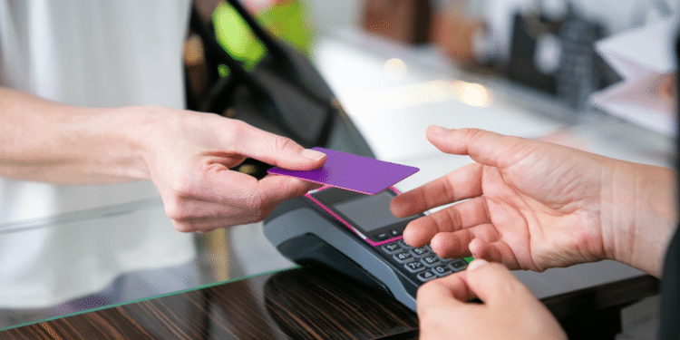 4 novas regras dos cartões de Crédito serão aplicadas em todas as empresas a partir de julho