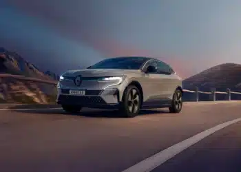Renault da promoção de até R$ 80 mil em carro elétrico de alto nível no Brasil!