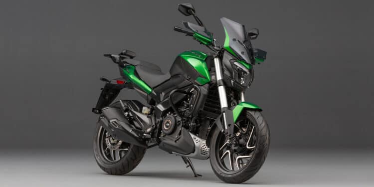 A Bajaj, marca indiana, faz lançamento de moto incrível no mercado brasileiro!