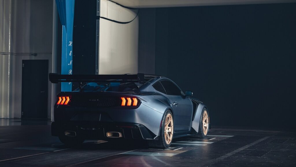 A Ford decidiu realizar o sonho de muitos, e lançou esse super carro!