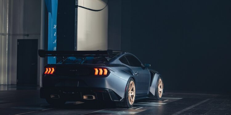 Marca de carros esportivos acaba de divulgar modelo que surpreende a todos!