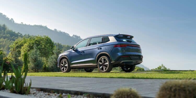 Novo SUV híbrido de entrada que faz 20 km/l na cidade vira a "mina de ouro" das famílias que buscam luxo com gasto de 1.0