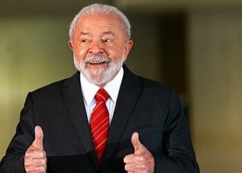Feriado decretado dia 20 alegra trabalhadores de carteira assinada em 2024!