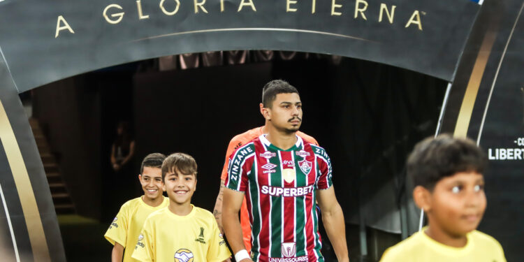 Fluminense arrecada R$ 227 milhões e surpreende em 2024