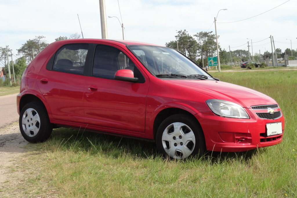 Chevrolet e o modelo queridinho do povo (Celta): quase 13 km/l!