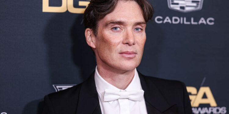 A Ascensão de uma lenda do cinema: Conheça o patrimônio de Cillian Murphy