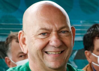 Taxação de Grandes Fortunas: Descubra Quem São os Super-Ricos na Mira!