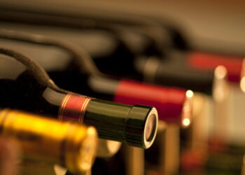 Vinho mais caro do mundo custa mais de R$ 3 milhões e foi produzido em 1945