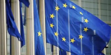 PIB da Zona do Euro sobe 0,3% no 2º trimestre, indicando estabilidade