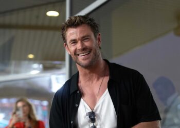 Conheça os segredos de Chris Hemsworth, um de um Deus do Trovão em Hollywood