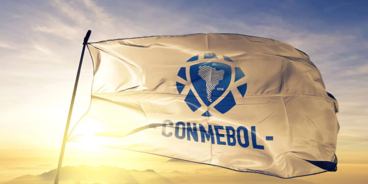 Atlético-MG leva multa de 60 mil dólares pela Conmebol podendo chegar a 100 mil dólares