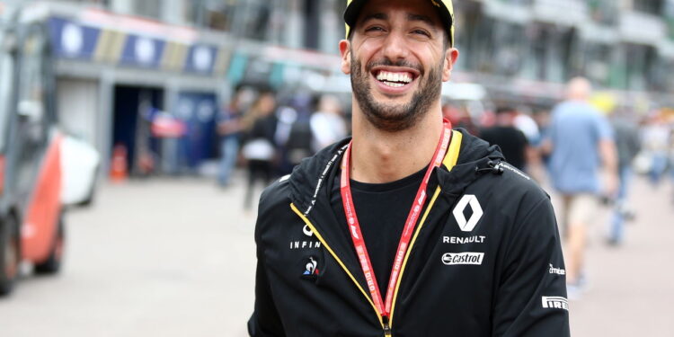 Cadillac avalia Ricciardo para vaga em sua equipe na Fórmula 1