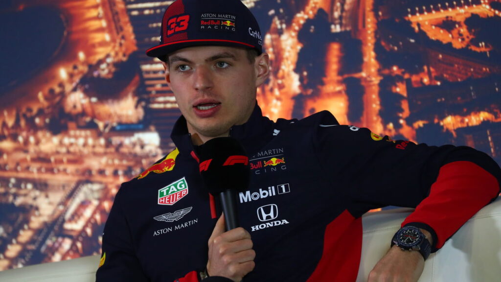 Max Verstappen pode desistir da Fórmula 1 após punição da FIA