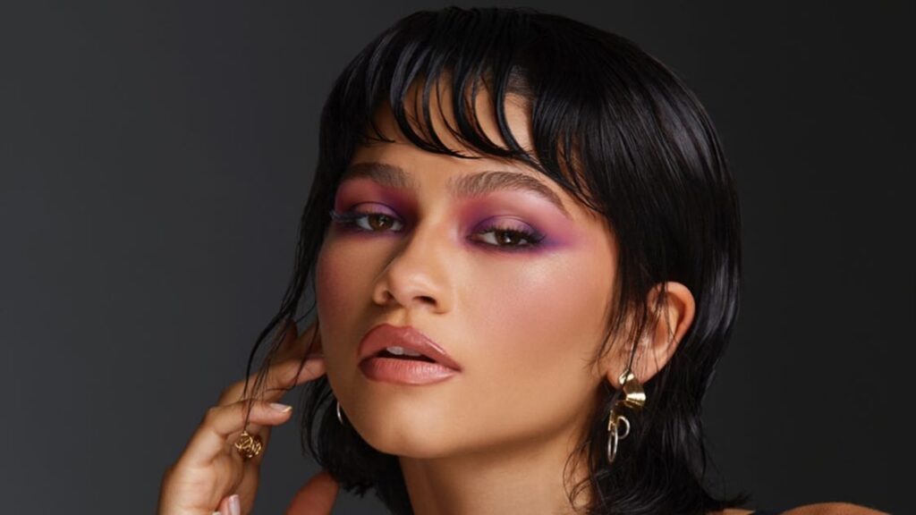 Zendaya: Muito Além da Disney: Descubra a Fortuna da Estrela Global