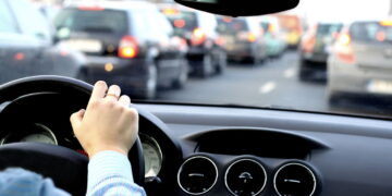 O Detran faz alerta e muda rotina dos motoristas neste mês