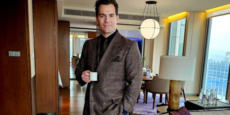 Henry Cavill: O patrimônio do Nerd Gamer que conquistou Hollywood