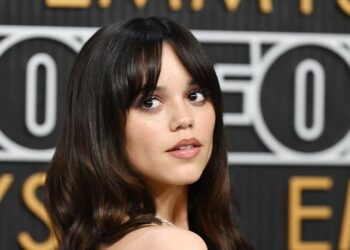 A fortuna de "Wandinha": conheça Jenna Ortega e seu sucesso na Netflix