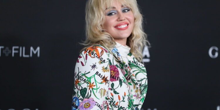 O império discreto de Miley Cyrus, uma das maiores artistas da geração