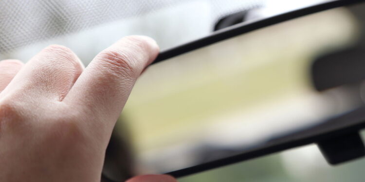 Nova lei dos retrovisores já está em vigor para todos os motoristas brasileiros em 2025