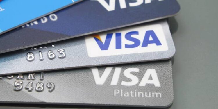 Visa é processada por monopólio no mercado de cartões débito nos EUA