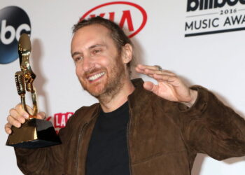 A máscara caiu? Conheça o império de David Guetta