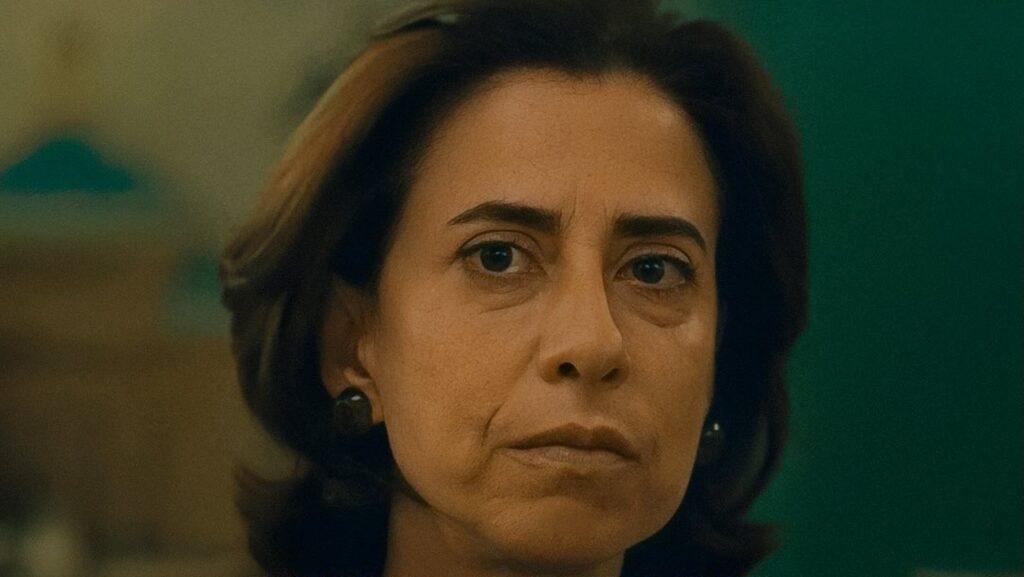 Muito Além da Atuação: Os Negócios de Fernanda Torres