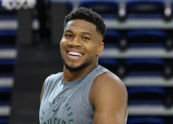 Conheça Giannis Antetokounmpo, um dos maiores jogadores da NBA