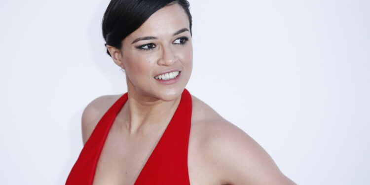 A atriz de Velozes e Furiosos construiu um patrimônio milionário com a franquia