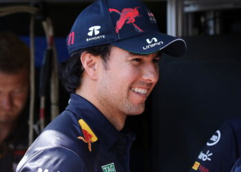 Sergio Pérez é o principal candidato para a vaga na nova equipe da Fórmula 1 após sua saída da Red Bull.