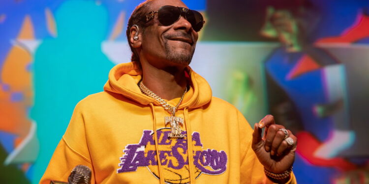 Snoop Dogg: O Ícone Versátil que Construiu Seu Legado Bilionário