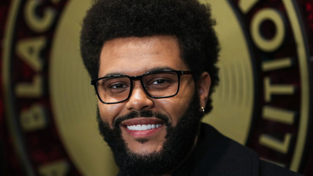 Saiba como The Weeknd foi do anonimato para o topo das paradas musicais