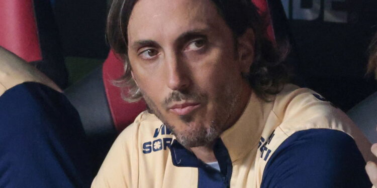 Após a eliminação na Libertadores, Boca Juniors tenta tirar Zubeldía do São Paulo