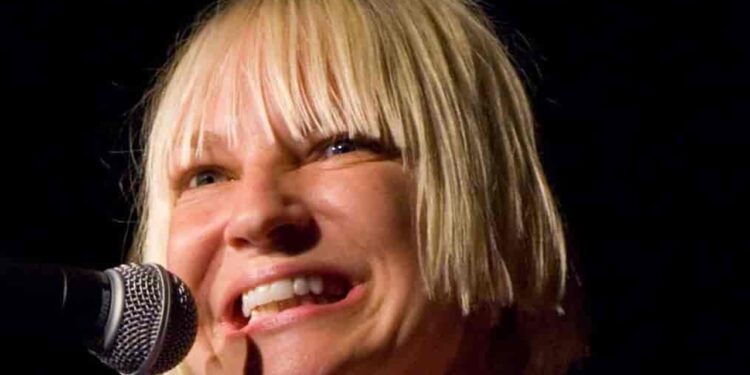 Sia: A Intrigante Diva do Pop e Seu Impressionante Patrimônio