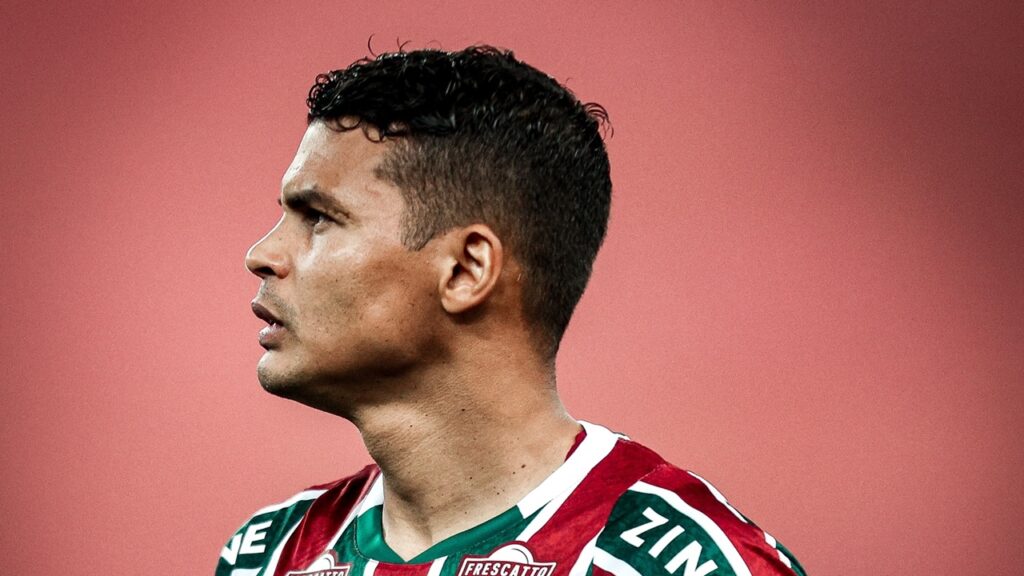 O Lado Empresarial de Thiago Silva: Fortuna e Sucesso Além do Futebol