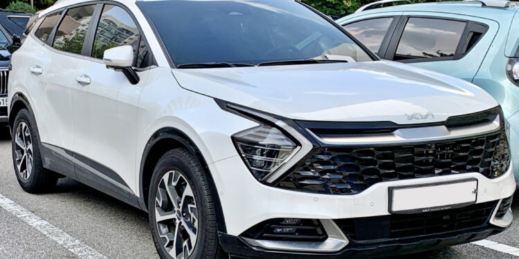 Novo carro da Kia anima brasileiros e chega em 2025 para alegria de todos!