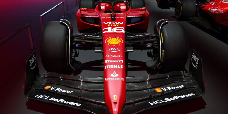 Bilionário da F1 coloca coleção de 69 carros históricos à venda