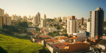 Cidade do interior de SP é perfeita para quem tem mais de 34 anos