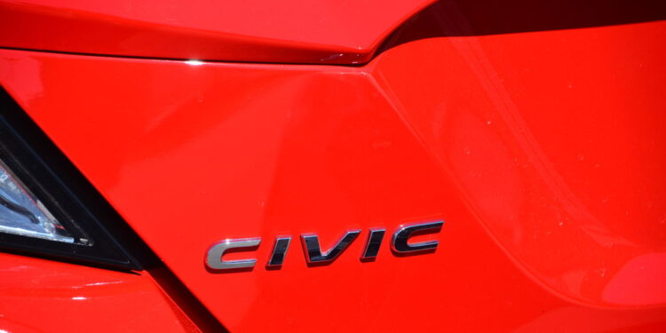 Honda e seu incrível sedã: carro amado pelo povo custa em torno de R$ 45 mil