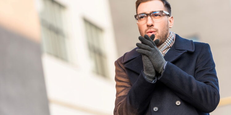 Previsão do tempo: frente fria invade São Paulo e derruba termômetros